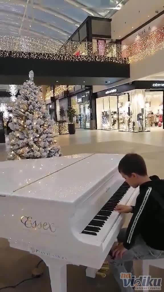 Časovi klavira